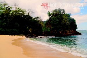 teluk hijau banyuwangi, wisata pantai di banyuwangi